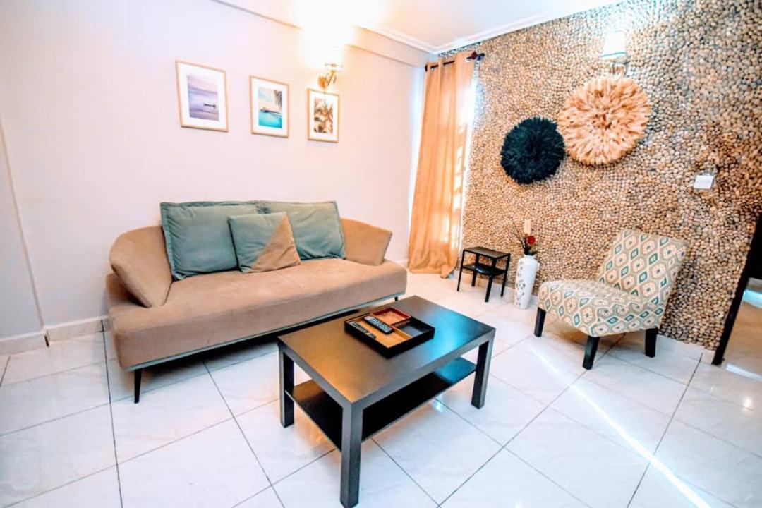 Stone House - Makepe, Douala Aparthotel Exterior photo